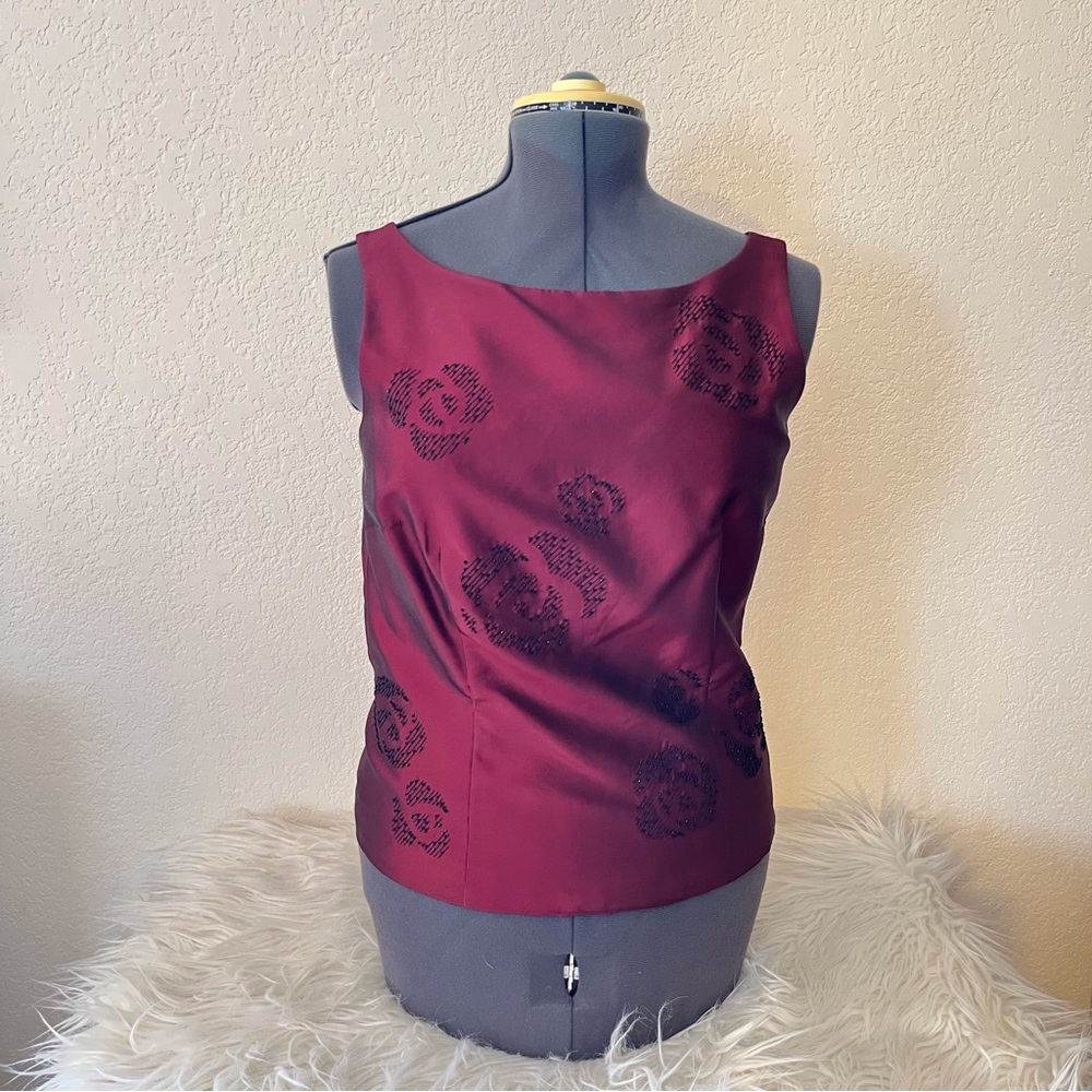 Ann Taylor Sleeveless Burgundy & Black Beaded Top Size 10  Vintage